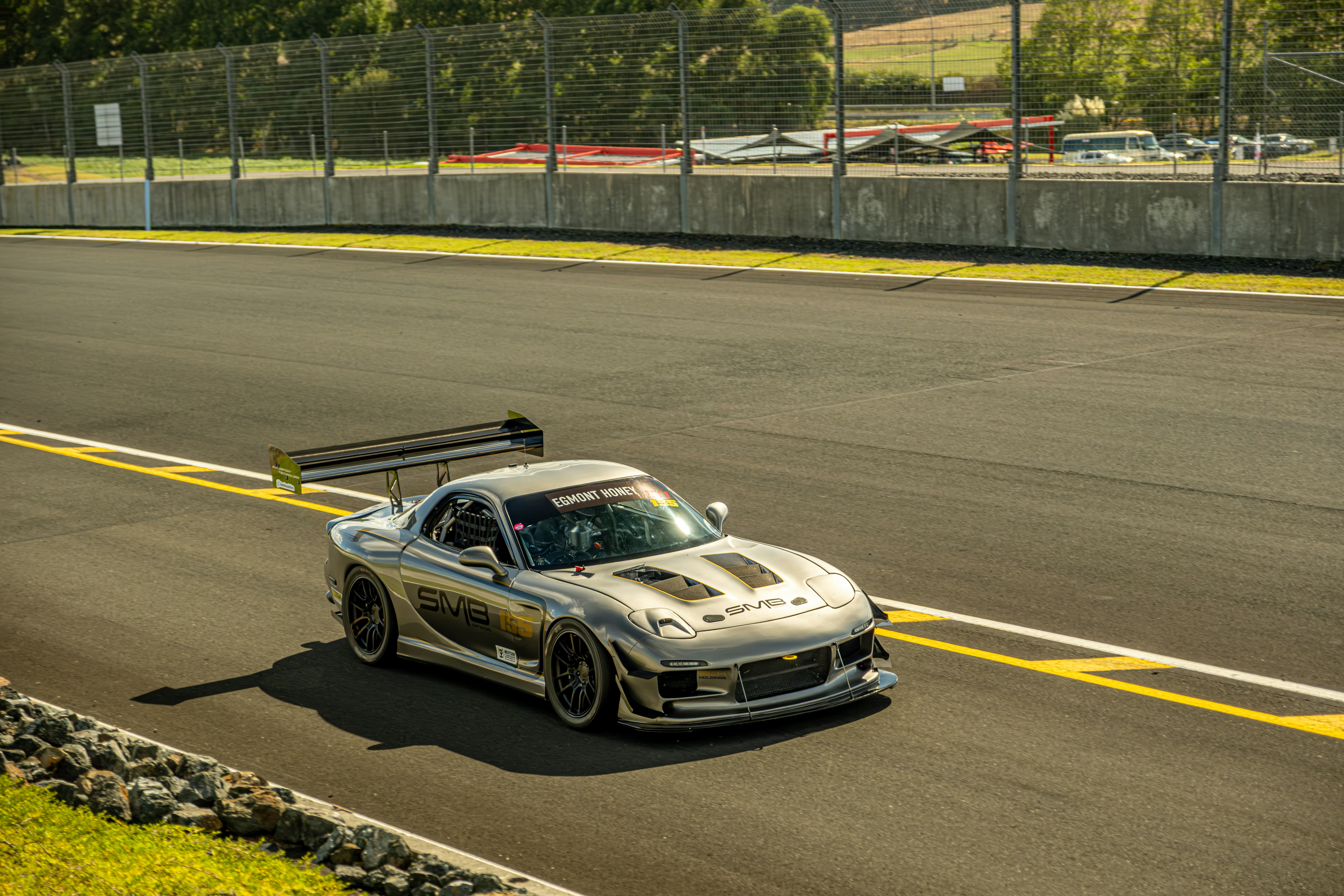 F1 aerodynamics applied to road cars